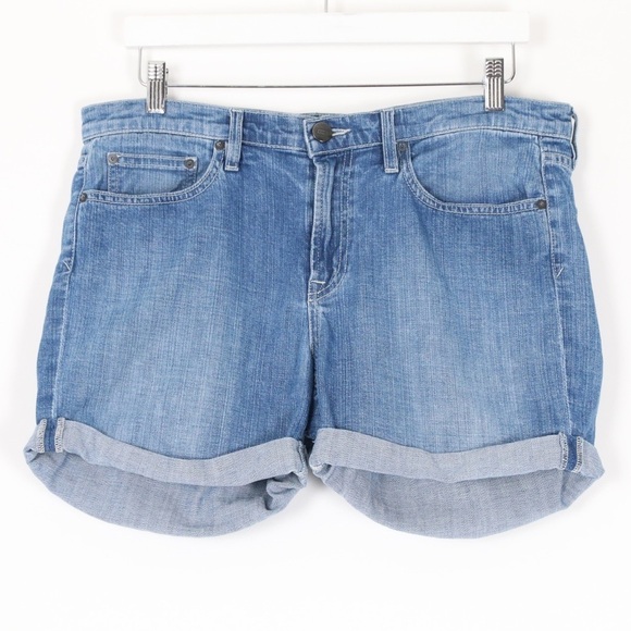 Vince Mason Relaxed Rolled Jean Shorts - Picture 1 of 8